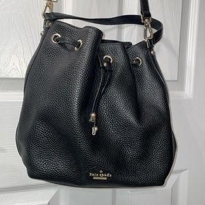 Kate Spade bucket purse, gold accent